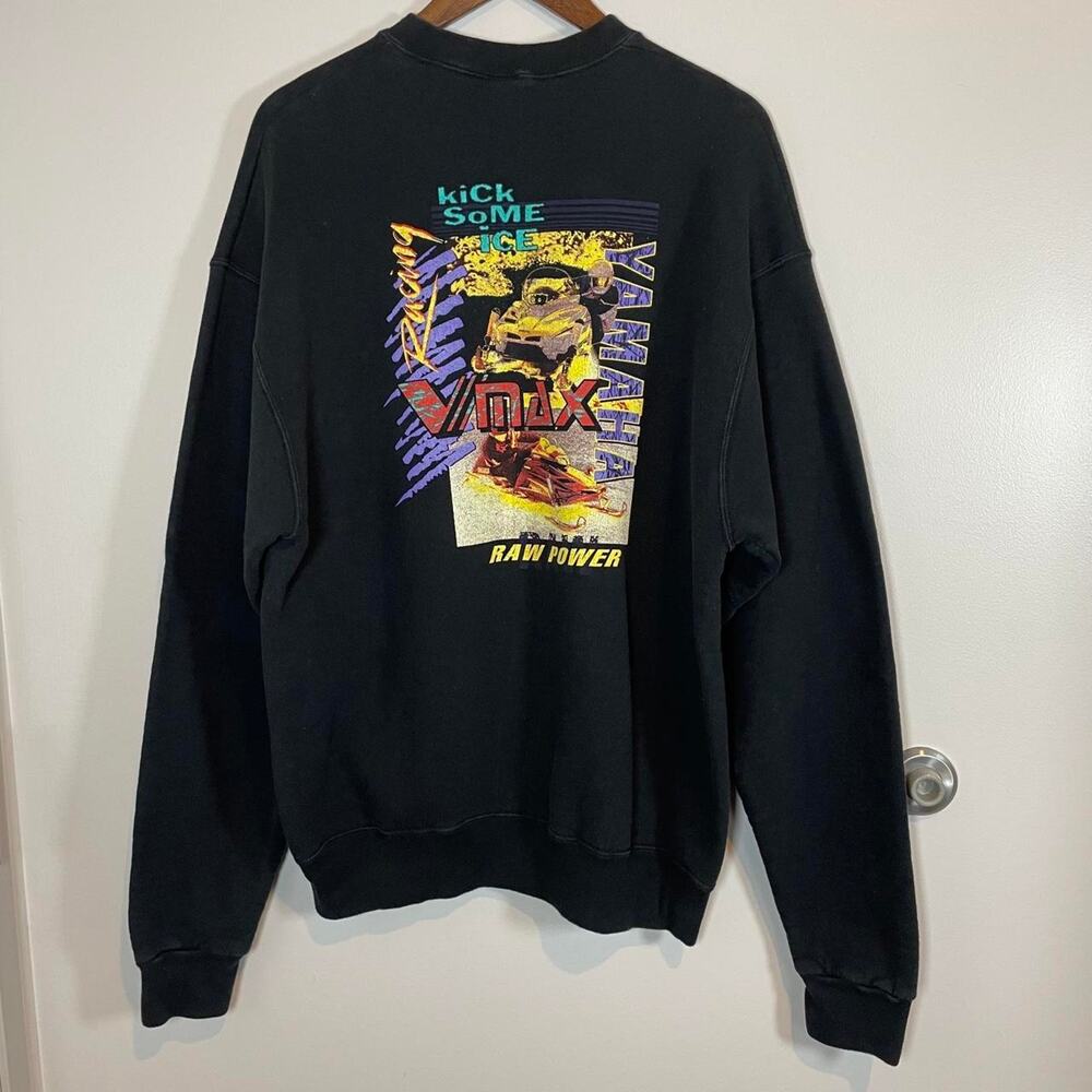 Vtg 90s Yamaha VMAX Racing Snowmobile Graphic Black XL Crewneck Sweatshirt